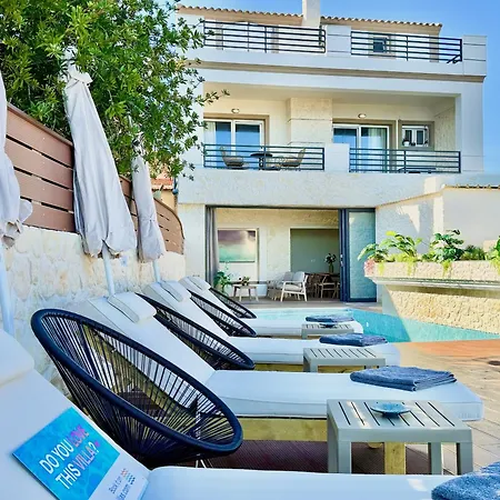 Vila Beachfront Anatoli With Private Heated Pool By Dadovillas Sidárion
