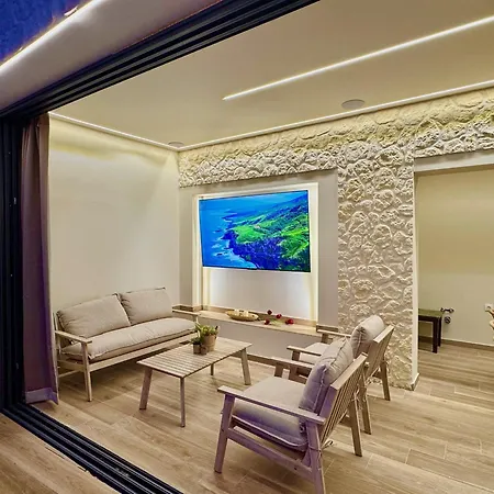 Beachfront Anatoli With Private Heated Pool By Dadovillas Vila Sidárion