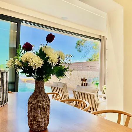 빌라 Beachfront Anatoli With Private Heated Pool By Dadovillas Sidárion