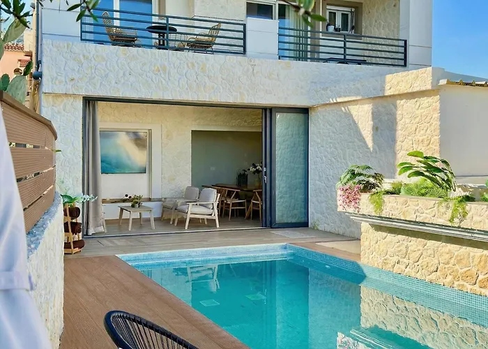 Beachfront Anatoli With Private Heated Pool By Dadovillas Vila