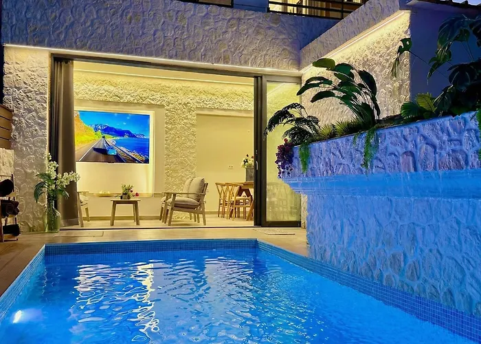 Vila Beachfront Anatoli With Private Heated Pool By Dadovillas *