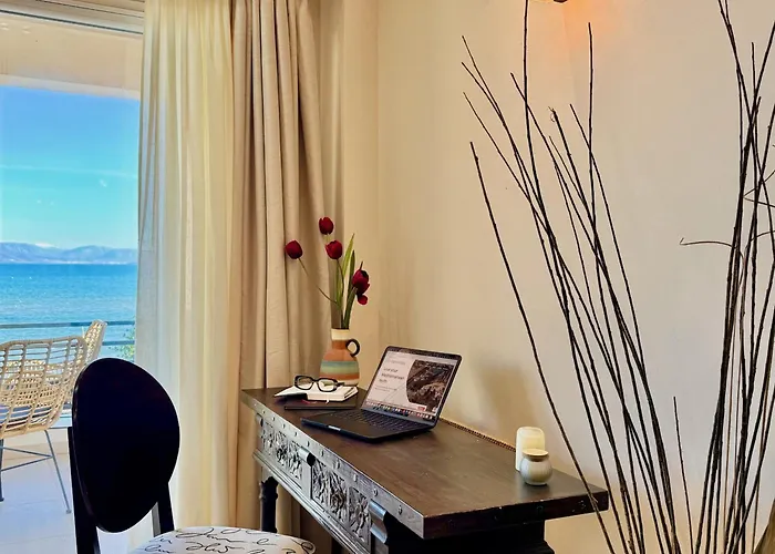 Beachfront Anatoli With Private Heated Pool By Dadovillas * Sidárion