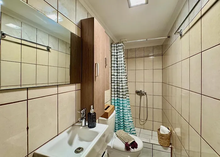 Vila Beachfront Anatoli With Private Heated Pool By Dadovillas *