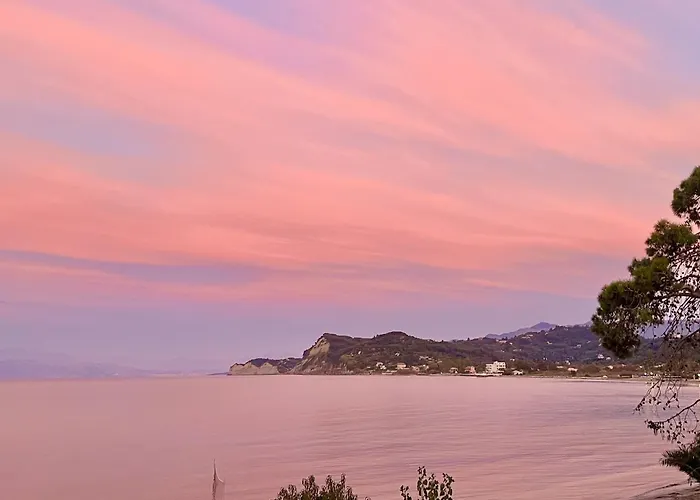 Vila Beachfront Anatoli With Private Heated Pool By Dadovillas Sidárion