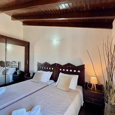 Beachfront Anatoli With Private Heated Pool By Dadovillas * Sidárion