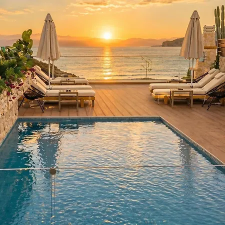 Beachfront Anatoli With Private Heated Pool By Dadovillas Villa Sidárion