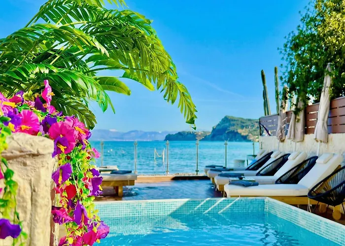 Beachfront Anatoli With Private Heated Pool By Dadovillas *