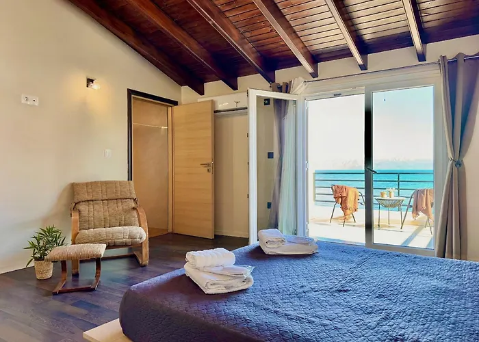 Beachfront Anatoli With Private Heated Pool By Dadovillas Villa