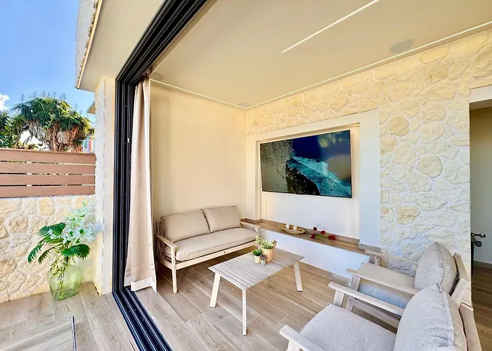 Beachfront Anatoli With Private Heated Pool By Dadovillas Villa