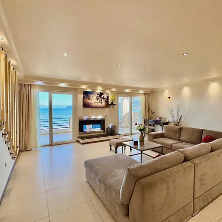 Vila Beachfront Anatoli With Private Heated Pool By Dadovillas Sidárion