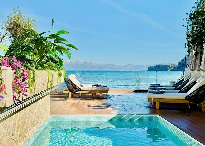 Beachfront Anatoli With Private Heated Pool By Dadovillas Villa Sidárion